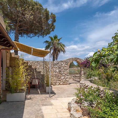 Agriturismo Masseria Alcorico Гальяно-дель-Капо Экстерьер фото